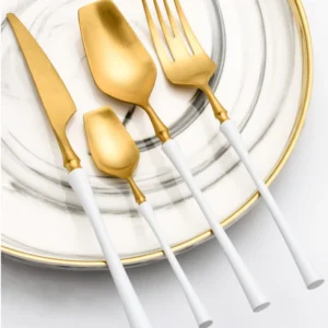 H82d61ecf48844eac8d46c48c9d07cc38I.webp 4 Pcs Mirror Matte Stainless Steel Black Gold Silver Cutlery Dinnerware Tableware Knife Spoon Fork Flatware Set Dishwasher Safe