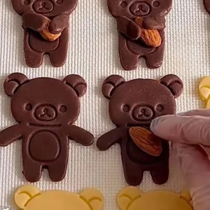 Sb16817af71dd46079ff3f650ebcebd913-1.webp Cartoon Hug Bear Cookie Cutters Biscuit Mold Stamp Kitchen Baking Pastry Bakeware Dessert Baking Supplies