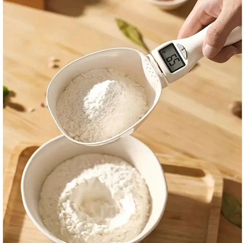 Sb1c4da97ae194b4bbae4158f5df7b4dfj.webp Kitchen Digital Food Measuring Spoon Scale Pet Food Measuring Spoon Scale Suitable For Cat And Dog Food Measuring Flour Spoon 