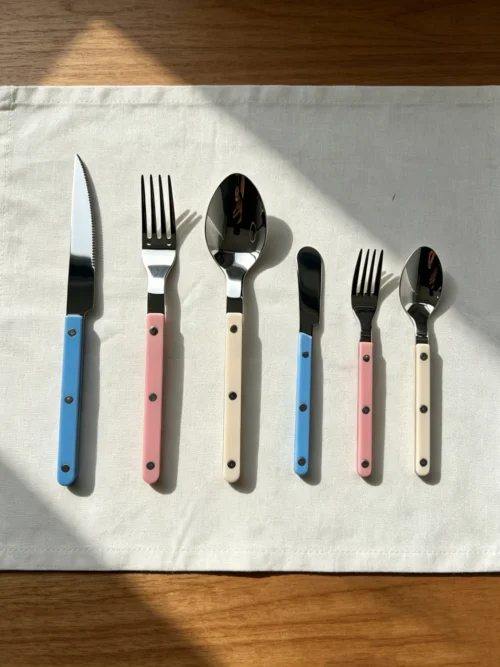 Sde2ff10f1a01482096f29612cf50691dV.webp Colorful 316 Stainless Steel Western Cutlery Set, French Clasp Handle Steak Knives, Dessert Forks Spoons Flatware Collection